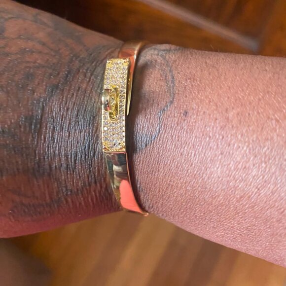 Neiman Marcus 18K Gold Plated Turn Lock Bracelet - Picture 2 of 5